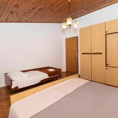 Nena Apartment *